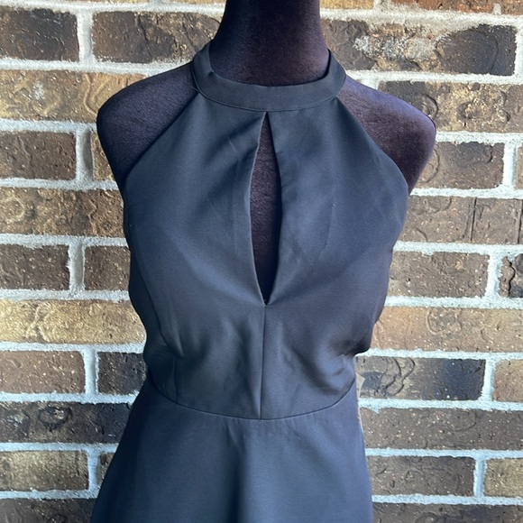 NEW MINUET Elegant Black Lace Halter Dress - Picture 6 of 9